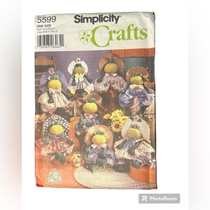 Simplicity 5599 Country Frog Stuffed Animlas Sewing Pattern Size 15 & 18 inches.